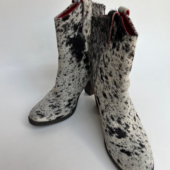 Alcala George Women's Cow Hair Booties - Unique Western Designer Styling! - Picture 14 of 16